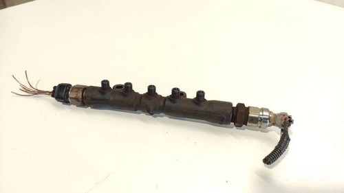 Toyota avensis t25 fuel pipe - avensis,