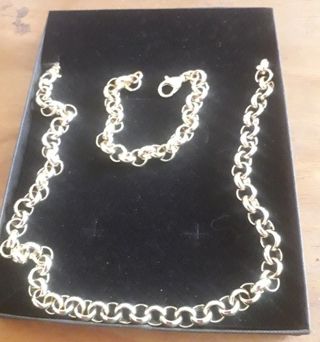 Gold belcher chain and - belcher,