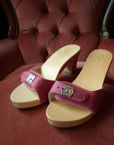 Scholls pink high - dr, heel