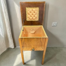 Vintage wooden sewing box - box, side