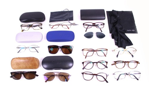 Lot eyeglasses frames - of,