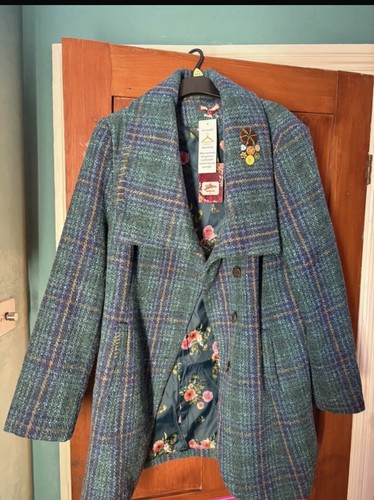 Joe browns brand new coat - browns, size