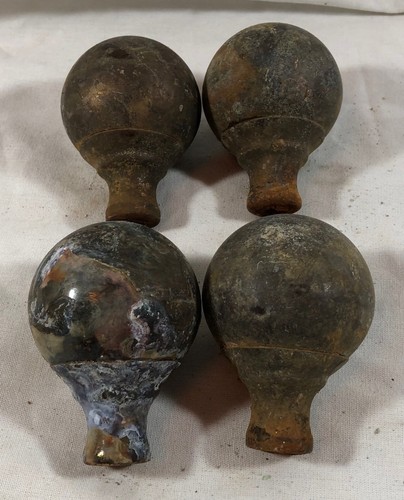 Antique brass spherical ball - brass,
