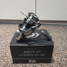 Daiwa Airity LT2500S-XH-QD