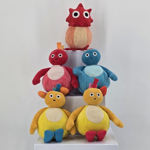 Twirlywoos family and - twirlywoos,
