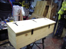 UNIVERSAL HAND MADE CHICKEN