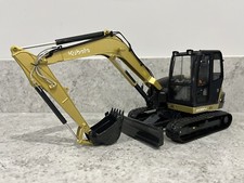 Universal Hobbies - Kubota Excavator KX 080-4 (Gold) - 1:24 Scale - UH8115 - New