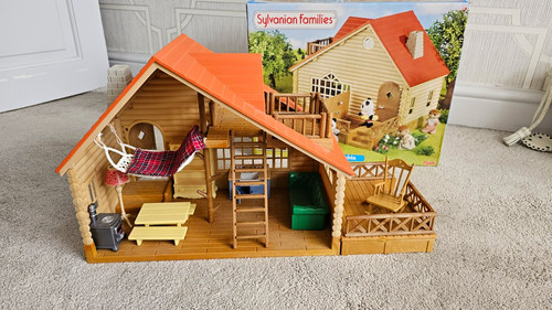 Sylvanian families log - sylvanian, cabin