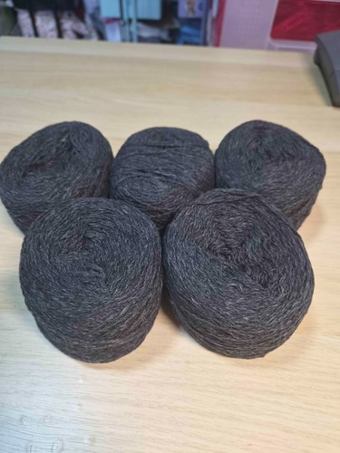 New lambswool nylon yarn dark - new,