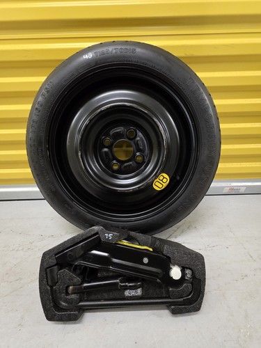 Unused toyota yaris space - 15",