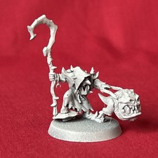 Squigboss With Gnasha Squig