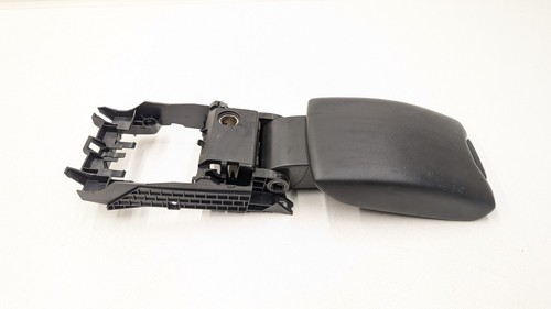 Volvo xc60 mk1 arm - rest, centre