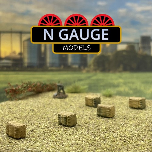 Painted scale gauge square - n,