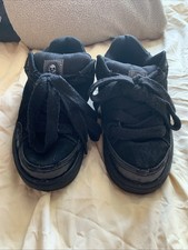 Airwalk Juniors - Black Lace Up Trainers Size 5