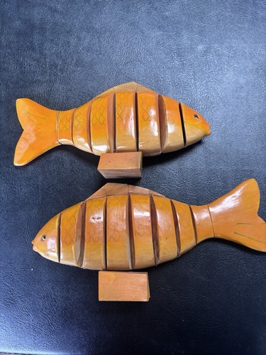 Articulated wooden fish - articulated,