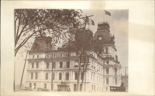 Montreal government buildings - government,