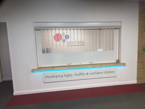 Reception roller security - ,