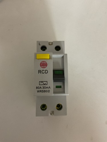 Wylex 80a 240v 30ma pole - 80a, 2