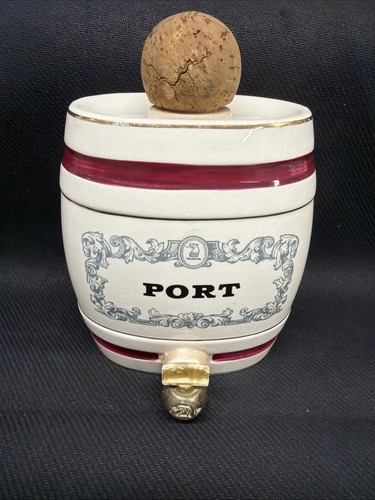 Vintage royal victoria wade - vintage,