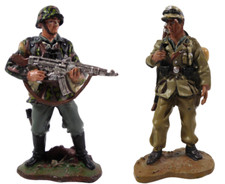 2 Figurines Waffen SS + Afrika