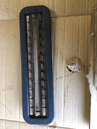 T25 door panel vent - panel,