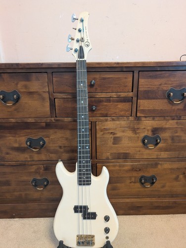 Vintage kay white starter - white,