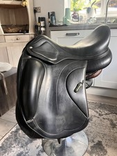 Black America Siena ClassieDressage Saddle M 17 5 Inch Wide Fit