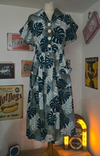 Vivien holloway vintage - of,