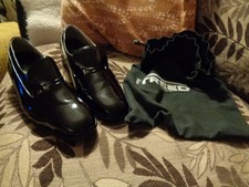 Gents black patent leather