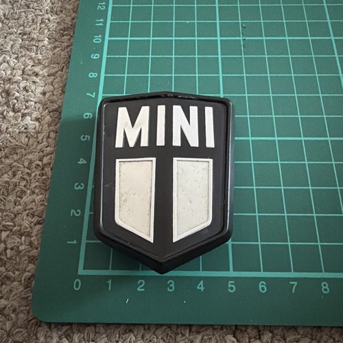 Mini logo badge emblem british - logo,