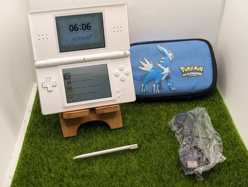 Nintendo lite hand held - nintendo, ds