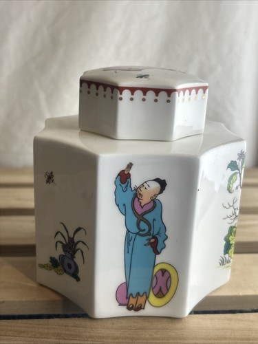 Vintage royal worcester - a,