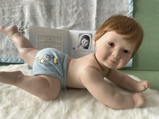The Ashton-Drake By Titus Tomescu   ‘Snug As A Bug In A Rug ‘ Rare baby doll.
