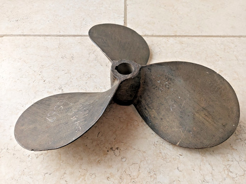 Right hand bronze - 16, x