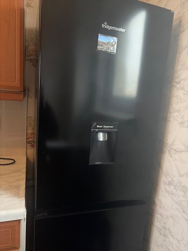 Fridgemaster mc55251mdb 251l - fridgemaster,