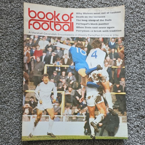 Issues book of football - issues,