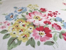 1M 100cm Square Spring Bouquet