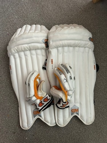 Hero 303 cricket - gm, pads