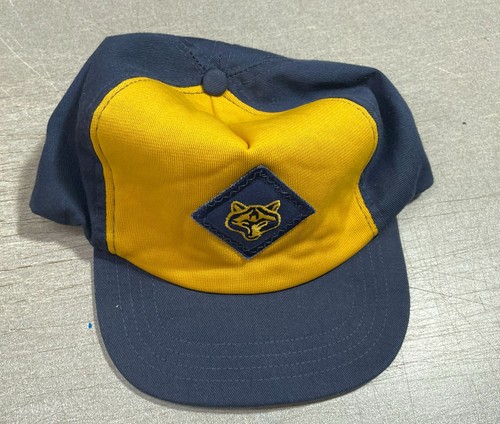 Boy scouts america wolf cub - scouts, of