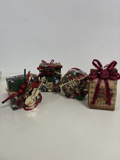 3 Vintage Christmas Present