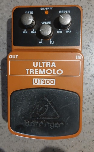 Behringer ut300 ultra tremolo - behringer,