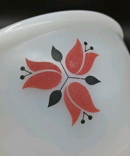 British pyrex tulip design - pyrex,