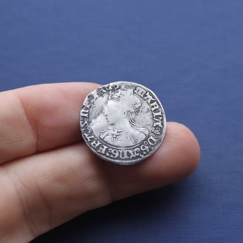 Hammered silver coin mary - silver,