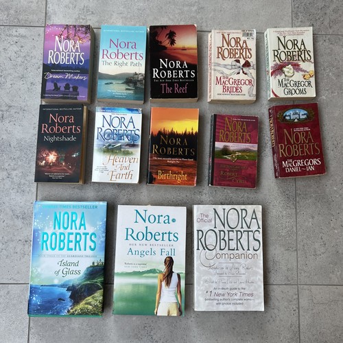 Nora roberts book bundle - roberts,
