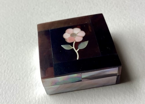 Vintage mother pearl - vintage, of
