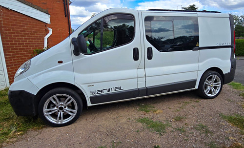Vauxhall vivaro campervan - vivaro, 2.9