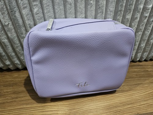 Tili lilac purple makeup - lilac,