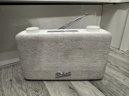Roberts play band radio - roberts,