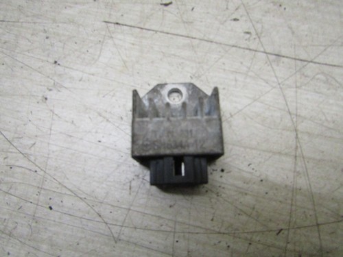 Voltage regulator peugeot - voltage,