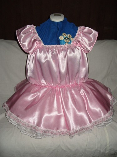 SISSY~MAIDS~ADULTBABY~UNISEX~T